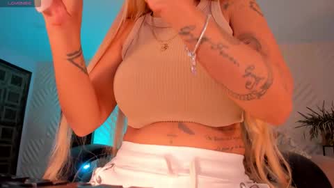 Sophie  Palmer online show from 09.29.25