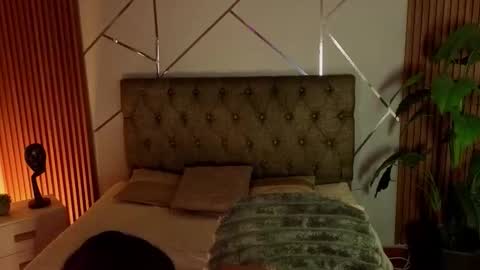 Snapshot of sophyadams_ chatting on 02.19.26 Sophy online show from 02.19.26