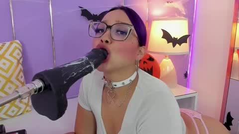 Sophy online show from 10.16.25