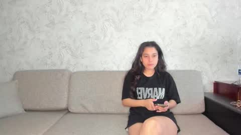 Snapshot of sophywhisper chatting on 09.13.25 sophywhisper online show from 09.13.25