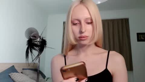 sora999999999 online show from 03.16.26