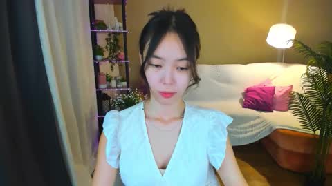 Snapshot of soulharmoonyy chatting on 10.20.25 soulharmoonyy online show from 10.20.25