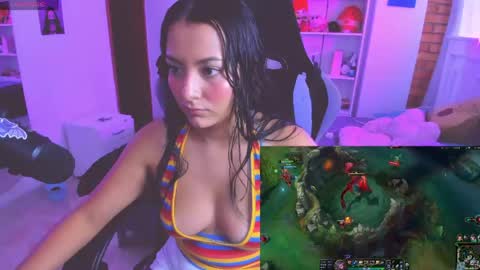 Snapshot of soy___lili chatting on 05.30.26 Lili online show from 05.30.26