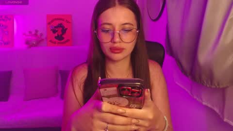 Snapshot of soy_abbyy chatting on 10.02.25 Abby online show from 10.02.25