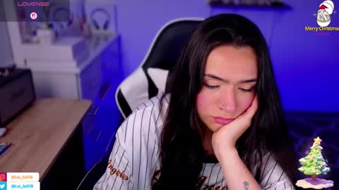 Luisa    online show from 12.22.25