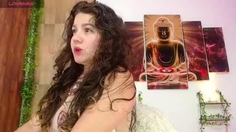 Snapshot of soygreeicy chatting on 04.23.26 greeicy online show from 04.23.26
