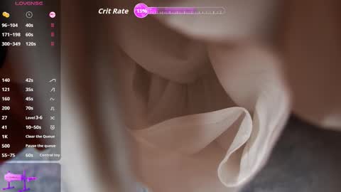 Snapshot of soyler chatting on 09.30.25 GoldenTeen   online show from 09.30.25
