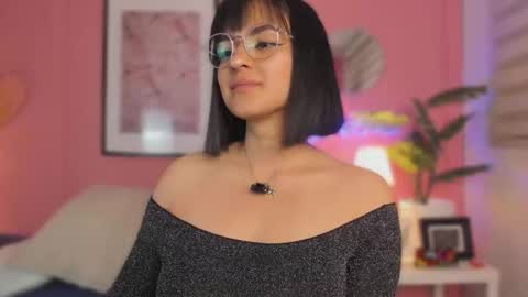 Aleja online show from 10.24.25