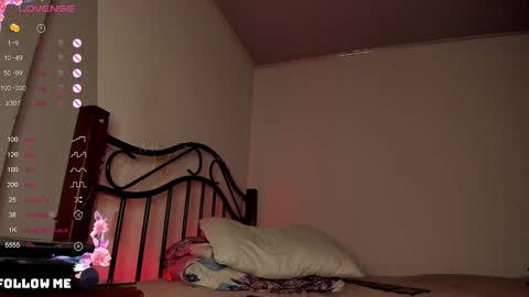 VANESSA  online show from 12.15.24