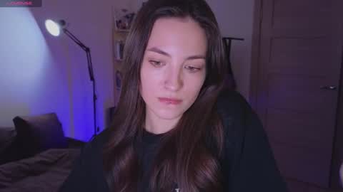 Snapshot of space_x_roxy chatting on 12.09.24 Roxy online show from 12.09.24