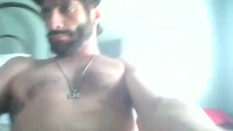 Snapshot of spacecase843 chatting on 03.05.25 TrndSettrz online show from 03.05.25