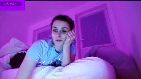 Snapshot of spacegirl42o chatting on 01.28.25 Spacegirl online show from 01.28.25