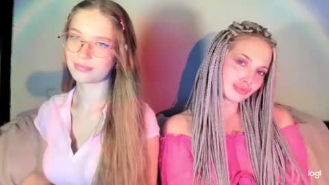 Viki and Chloe online show from 07.24.26