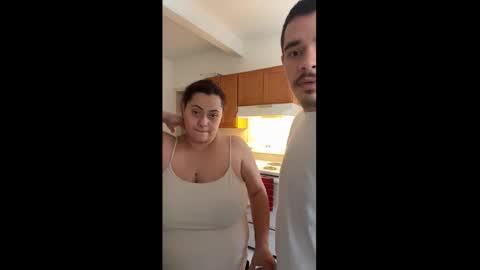 spanishcouple4255 online show from 12.17.25