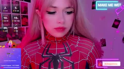  SparkleMona  online show from 03.06.25