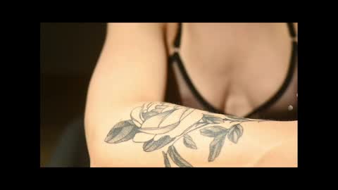 Suzy online show from 03.10.25