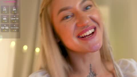 Snapshot of sparks__daisy chatting on 12.15.24 DAISY online show from 12.15.24