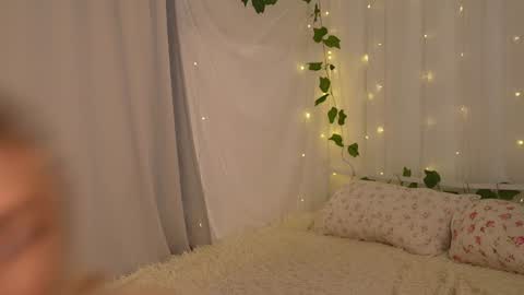 Snapshot of sparks__daisy chatting on 01.23.25 DAISY online show from 01.23.25