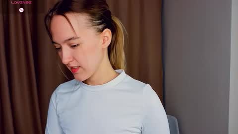 Snapshot of sparkusha chatting on 02.14.26 Mary online show from 02.14.26