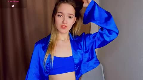 Snapshot of sparkusha chatting on 03.09.26 Mary online show from 03.09.26