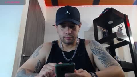 Snapshot of spartacus_cam chatting on 01.07.25     online show from 01.07.25