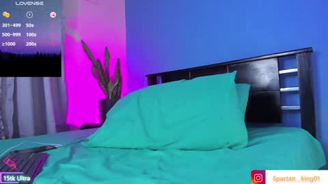 Isaac online show from 01.02.25