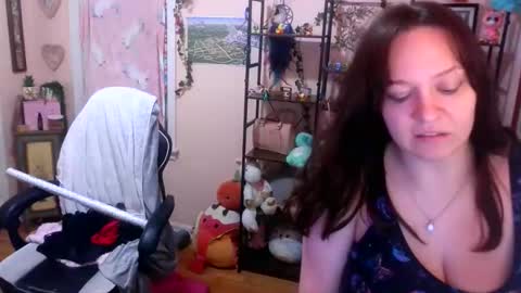 Snapshot of spawnofademon chatting on 11.10.25 spawnofademon online show from 11.10.25