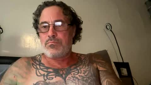 Snapshot of specter1972 chatting on 11.09.25 specter1972 online show from 11.09.25