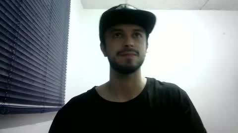 Snapshot of sperm_donor94 chatting on 11.11.25 sperm_donor94 online show from 11.11.25