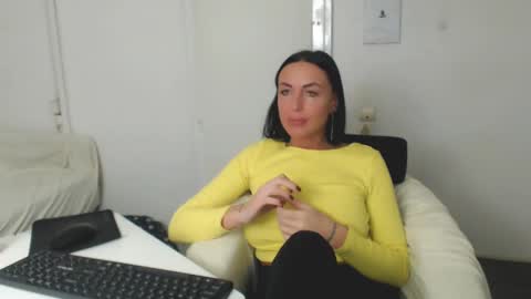 Carla online show from 01.22.25