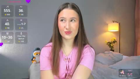 Snapshot of spiceofalex chatting on 11.23.25 Elva online show from 11.23.25