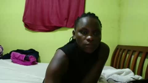 spicy_bella69 online show from 05.16.26