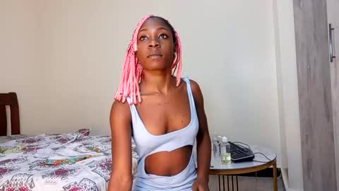 Snapshot of spicyshante chatting on 09.09.25 Shante online show from 09.09.25