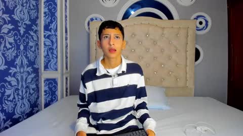 Snapshot of spicyslim_ chatting on 11.04.25 spicyslim_ online show from 11.04.25