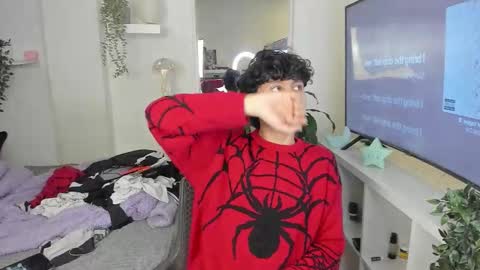 spider_baby_ online show from 11.27.25