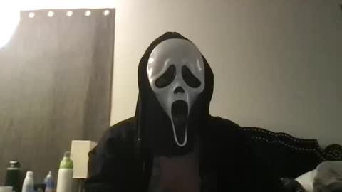Snapshot of spiderspunk_172 chatting on 02.05.25 Ghost Face666 online show from 02.05.25