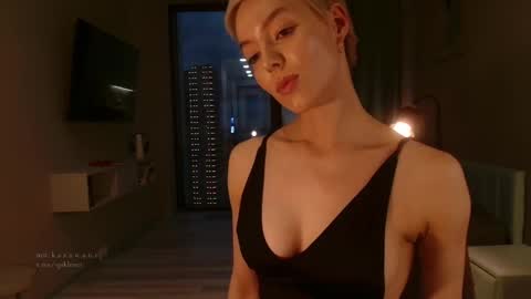 Elizabeth online show from 09.25.25