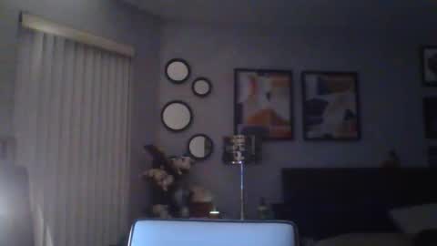 Snapshot of spinwithus chatting on 12.23.25 Rose online show from 12.23.25