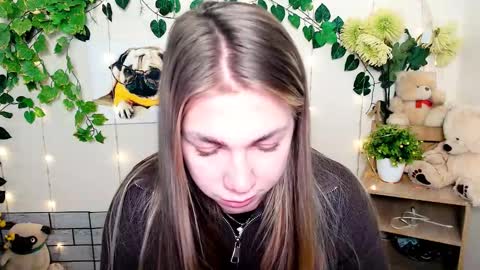 Karina online show from 11.14.25