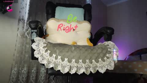 Snapshot of sports_woman5 chatting on 11.06.25 Tips are the best compliment to a woman online show from 11.06.25