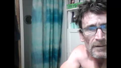 Snapshot of spraytecrick211 chatting on 12.11.24 spraytecrick211 online show from 12.11.24