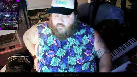 Your Pal Squeaks online show from 01.07.25