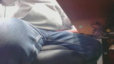 Snapshot of squirrelly82 chatting on 04.07.26 make me cum c2c talk to me online show from 04.07.26