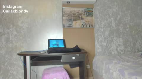 Snapshot of squirt_blondy chatting on 04.06.26 Caila online show from 04.06.26