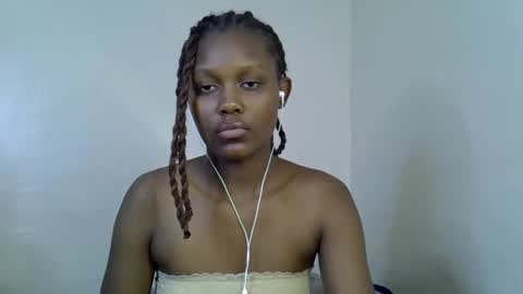 Snapshot of squirt_godes chatting on 11.19.25 Tashy online show from 11.19.25