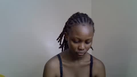 Snapshot of squirt_godes chatting on 12.03.25 Tashy online show from 12.03.25