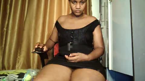 Snapshot of squirtcunt_xola chatting on 07.13.26 melanie online show from 07.13.26