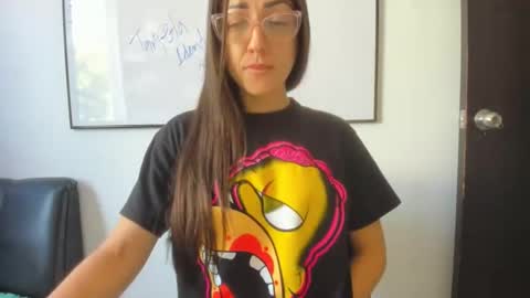 Snapshot of squirttati33 chatting on 10.07.25 Tati online show from 10.07.25