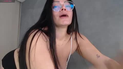 Snapshot of srta_jenn_croft chatting on 07.08.26 Crystal Croft help me reach 100likes online show from 07.08.26