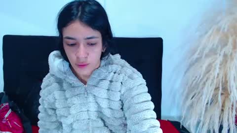 Snapshot of srta_luciana chatting on 07.01.26 . . online show from 07.01.26